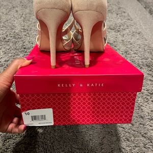 Kelly & Katie strappy sandal